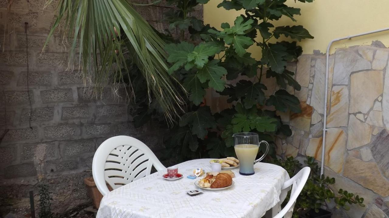 B & B Il Mirto 2 SantʼAntìoco Zewnętrze zdjęcie